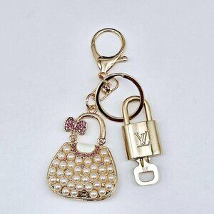 Authentic Louis Vuitton Lock & Key with unbranded Bagcharm, Keycharm 120425